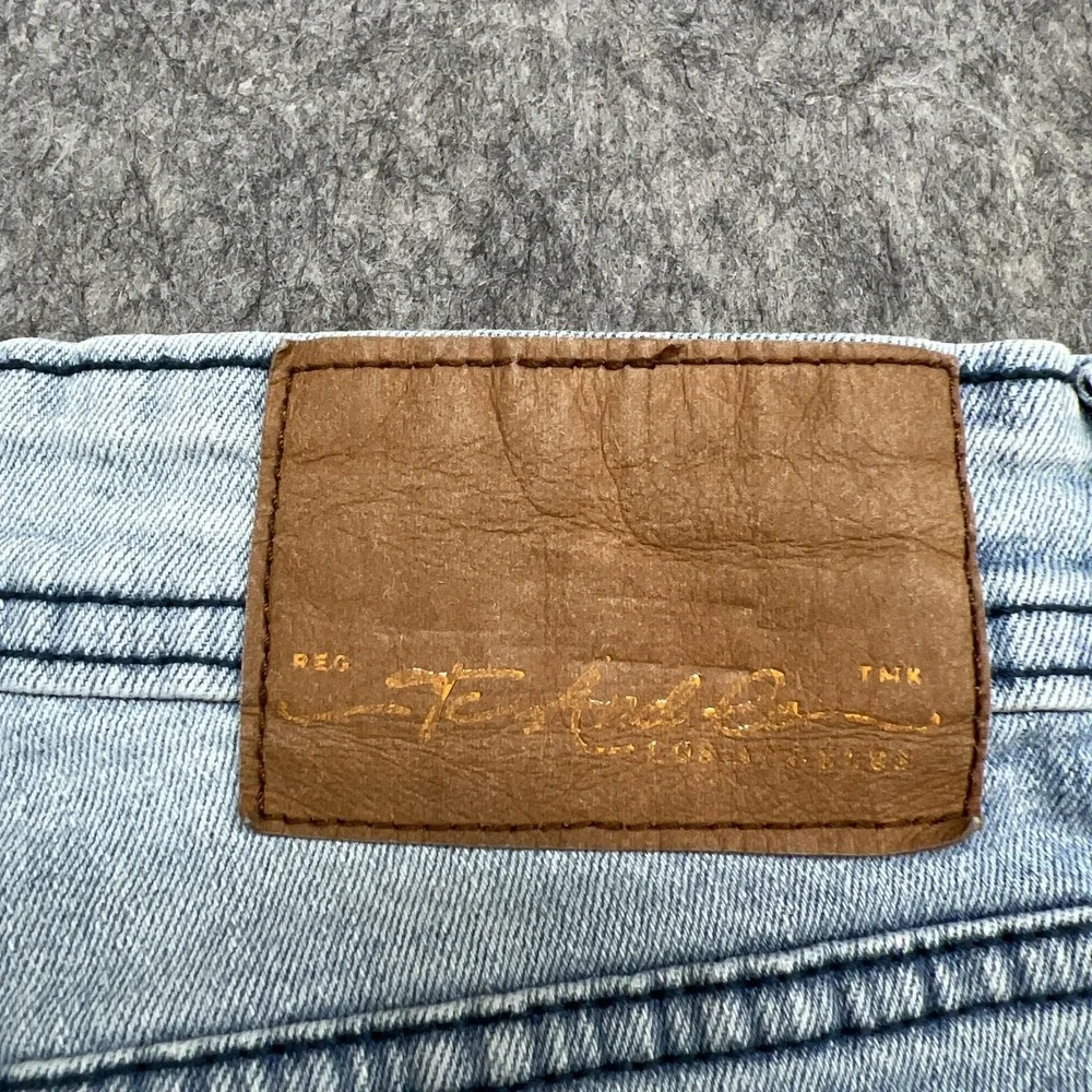 TC And Co Los Angelos‎ Jeans Mens 34x32 Slim Straight Distressed Denim Fit34x30